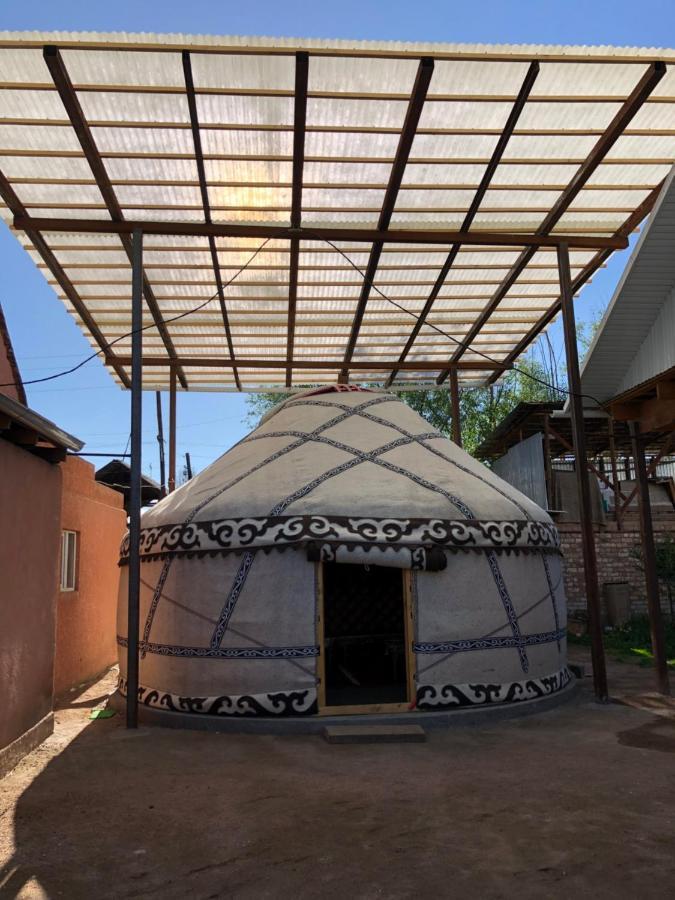Guest House Baiel Bokonbayevo Luaran gambar