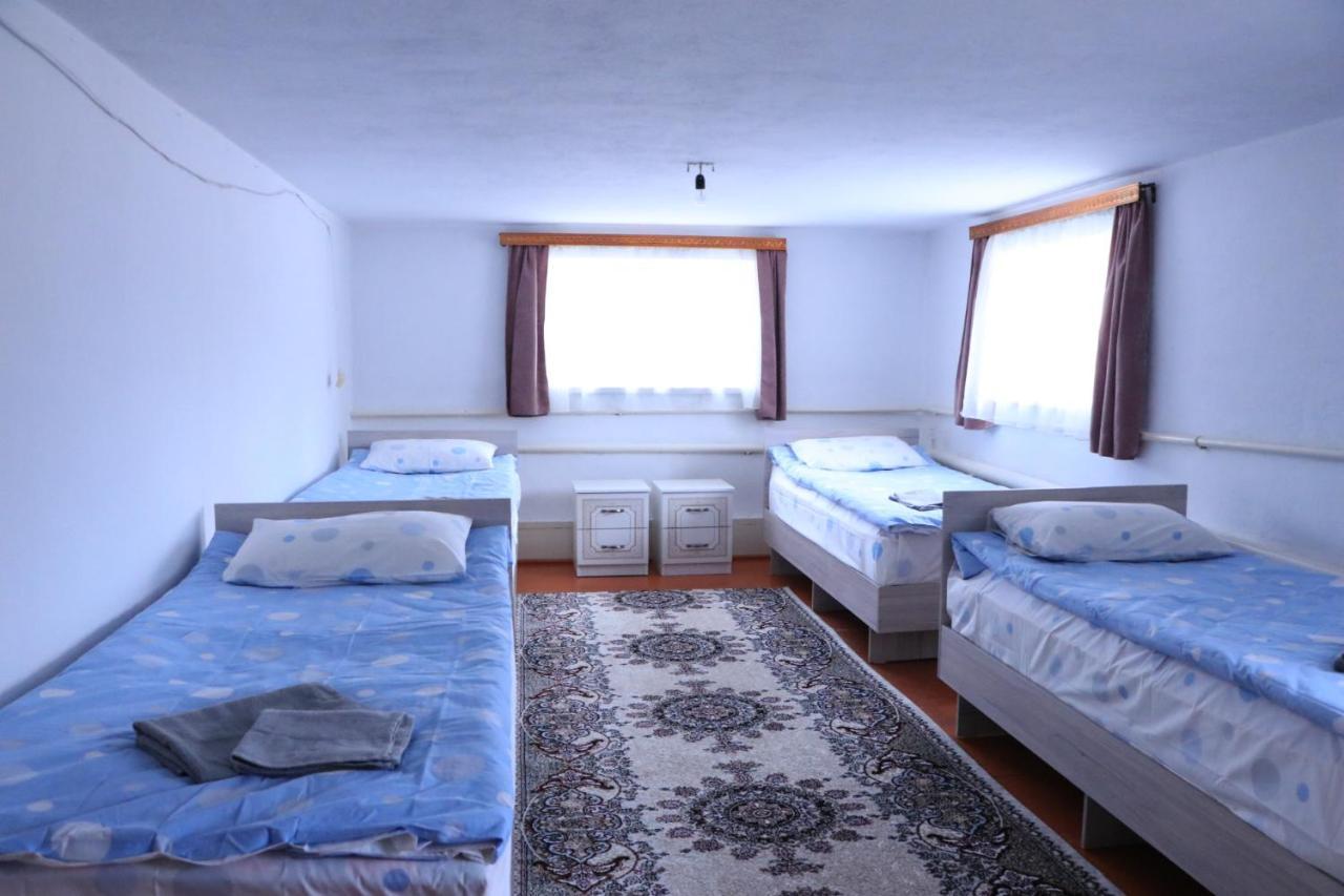 Guest House Baiel Bokonbayevo Luaran gambar